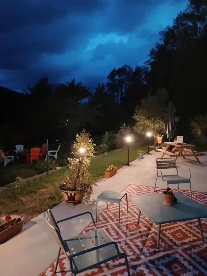 Bed and Breakfast Le Jardin De Moulis, Saint Girons, Ariege, Pyrenees, Exterior foto